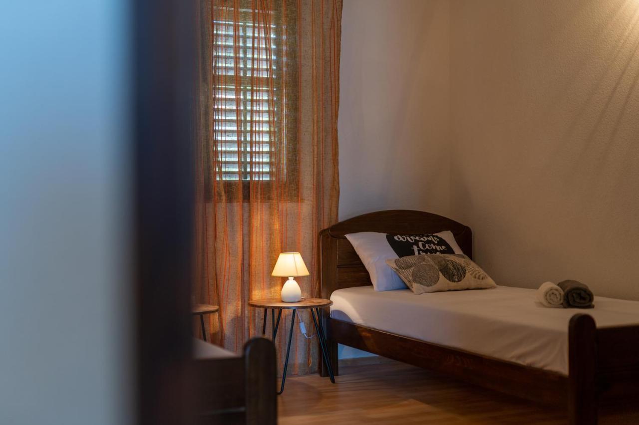Apartment Batela Trogir Kültér fotó